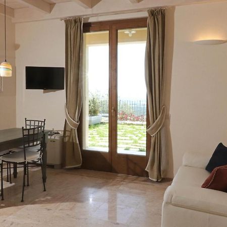 Casa Vacanze Squarcialupi คาสเตลลินาอินเคียนติ ภายนอก รูปภาพ