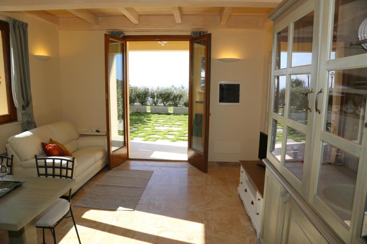Casa Vacanze Squarcialupi คาสเตลลินาอินเคียนติ ภายนอก รูปภาพ