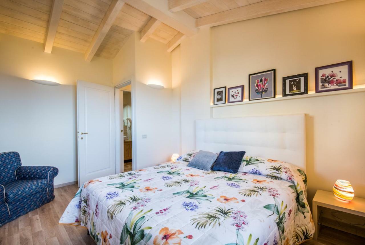 Casa Vacanze Squarcialupi คาสเตลลินาอินเคียนติ ภายนอก รูปภาพ